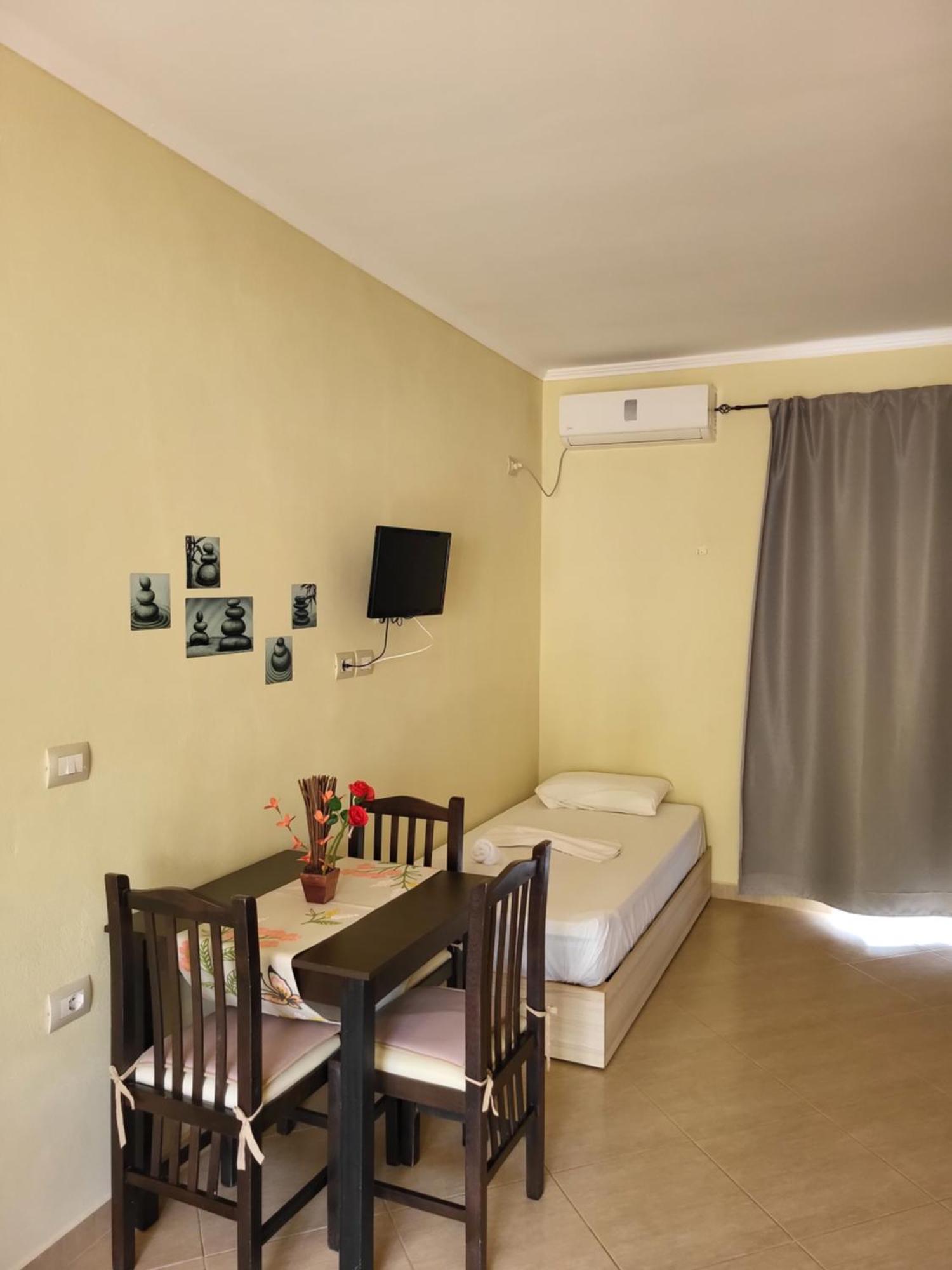 Apartments Jay Ксаміл Екстер'єр фото